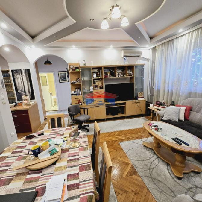 Stan Prodaja Novi Sad  87 m2