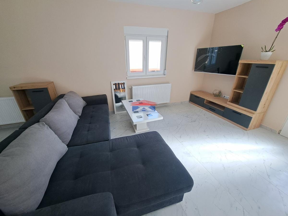 Kuća Prodaja Novi Sad  120 m2