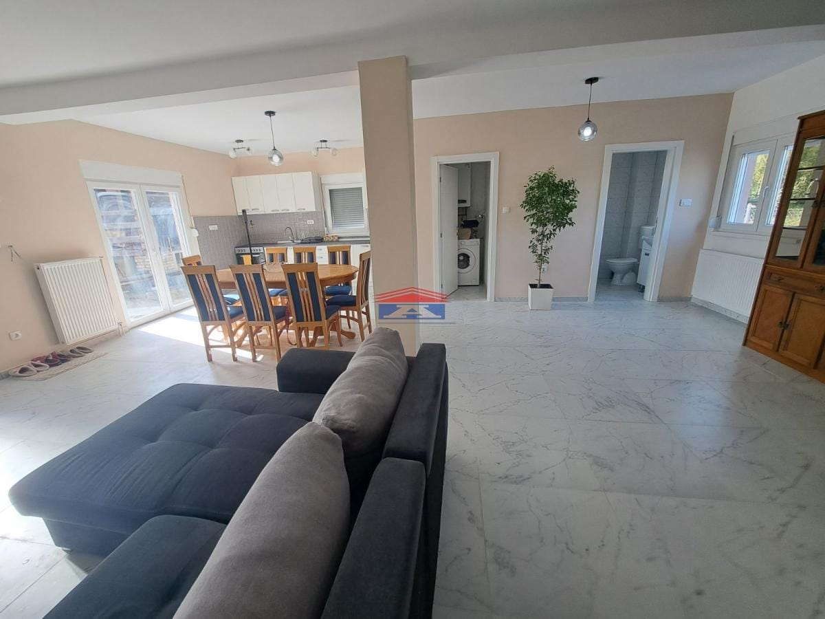 Kuća Prodaja Novi Sad  120 m2