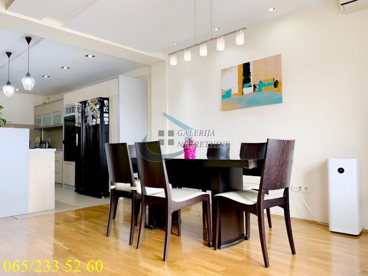 Stan Prodaja Beograd Đeram 157 m2