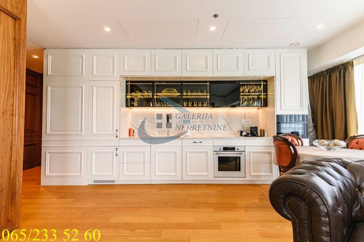Stan Prodaja Beograd Blok 65 95 m2