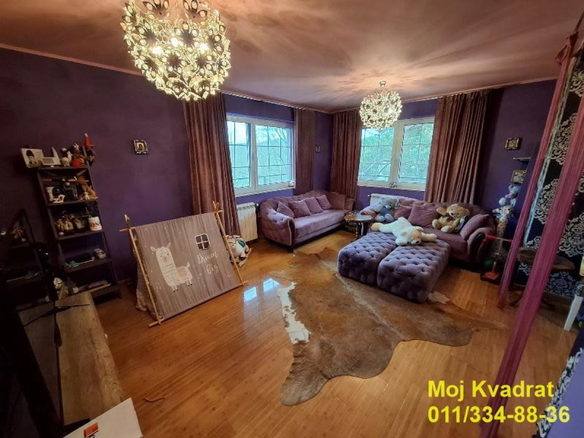 Kuća Prodaja Beograd Sremčica 300 m2