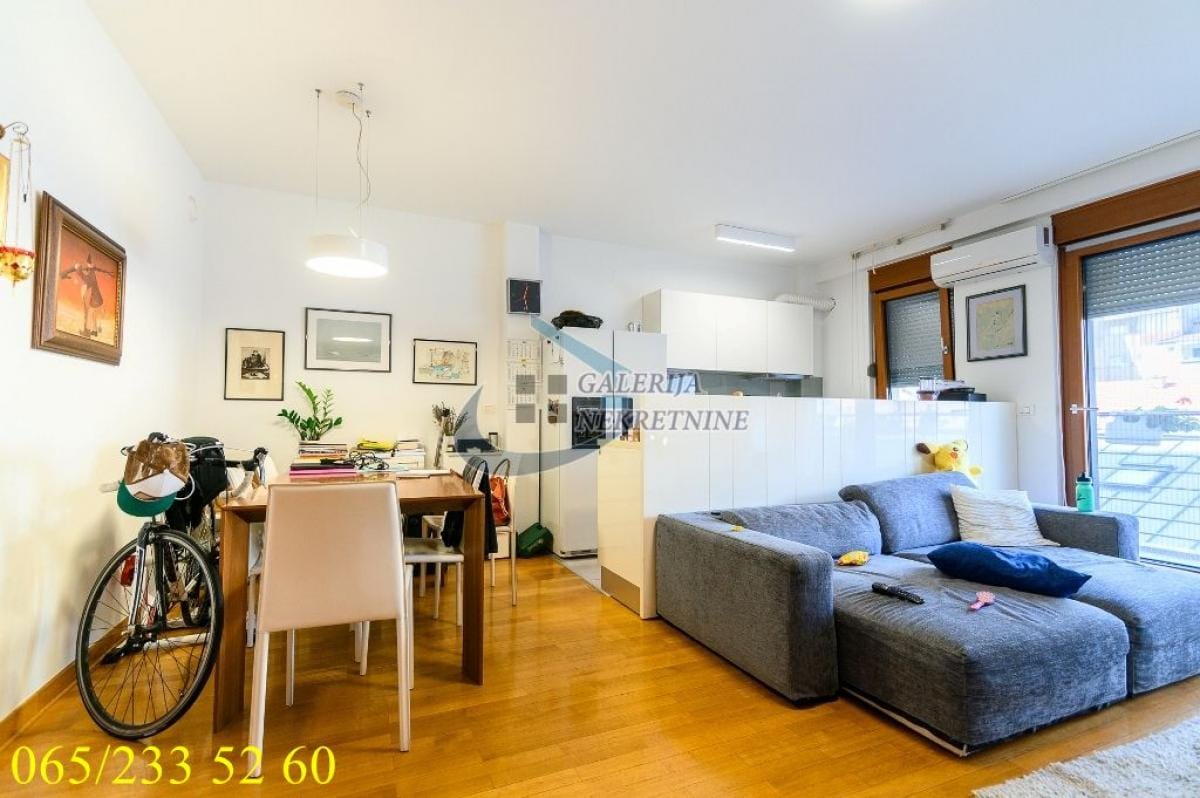 Stan Prodaja Beograd Stan Prodaja Beograd Cvetni Trg 65 m2