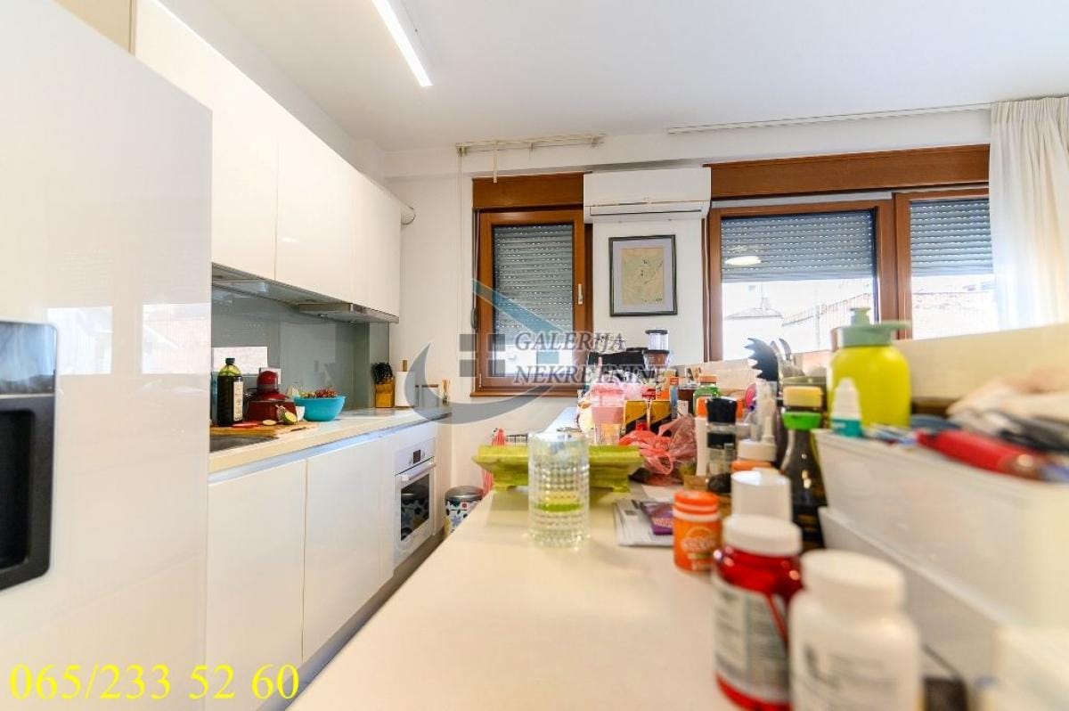 Stan Prodaja Beograd Stan Prodaja Beograd Cvetni Trg 65 m2