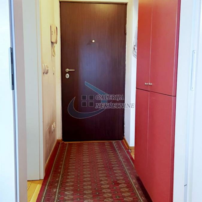 Stan Prodaja Beograd Dušanovac 33 m2