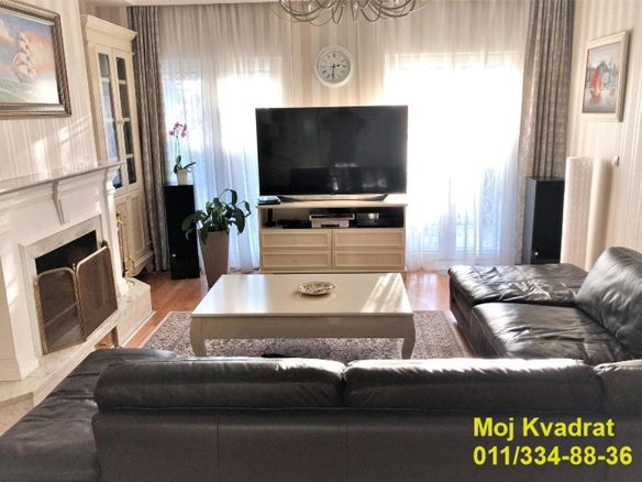 Kuća Prodaja Beograd Banovo Brdo 364 m2