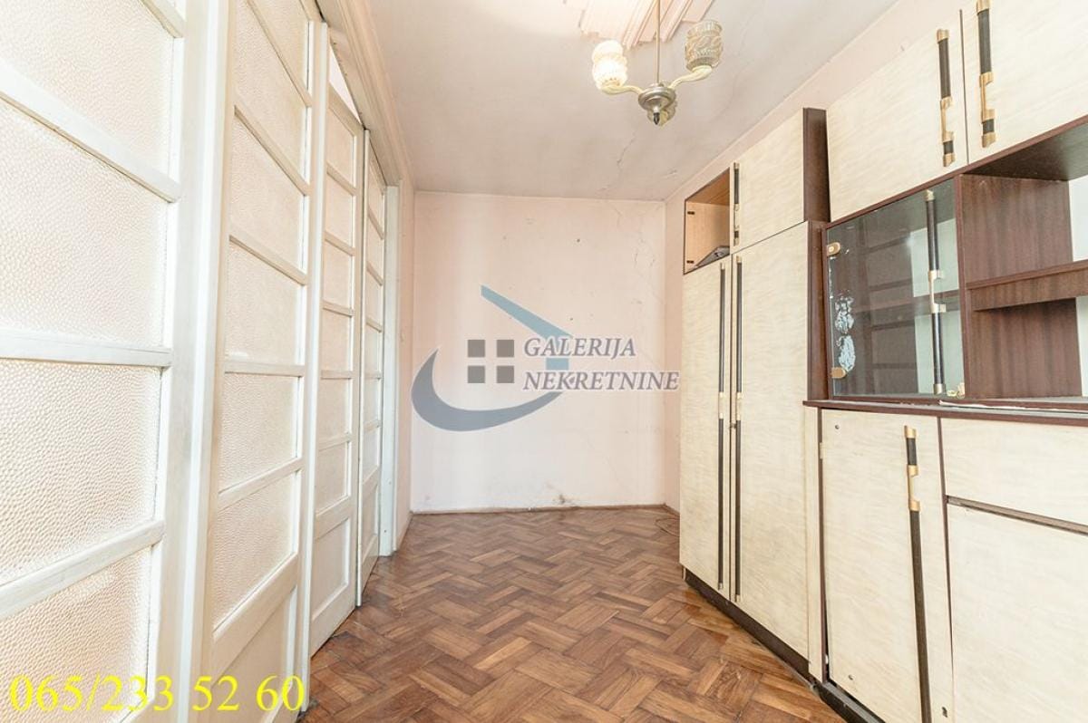 Stan Prodaja Beograd Studentski Trg 77 m2