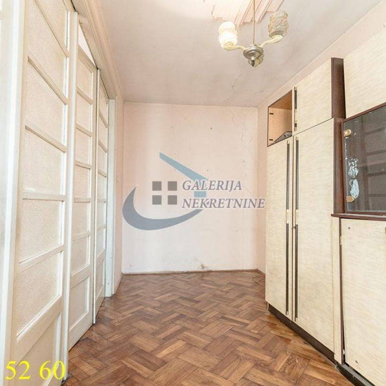 Stan Prodaja Beograd Studentski Trg 77 m2