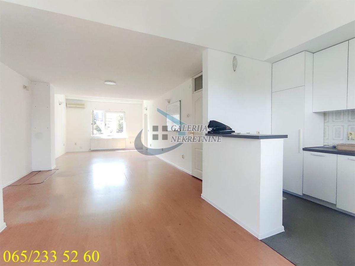 Stan Izdavanje Beograd Stan Izdavanje Beograd Bioskop Voždovac 176 m2