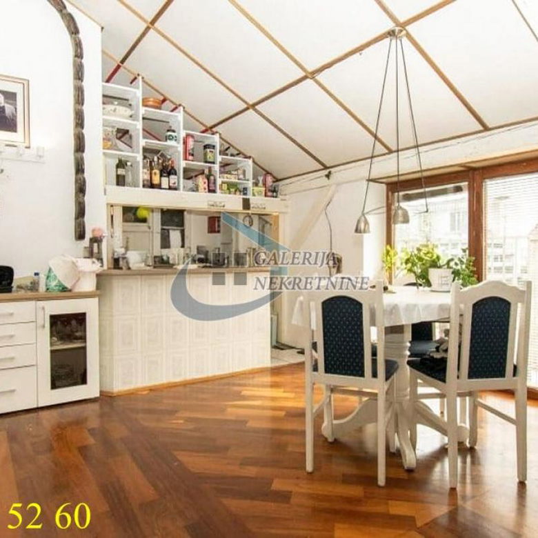 Stan Izdavanje Beograd Dorćol 110 m2