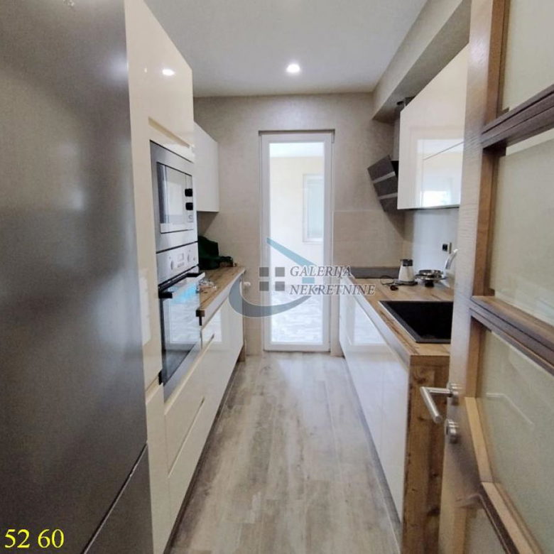 Stan Izdavanje Beograd Filmski Grad 165 m2