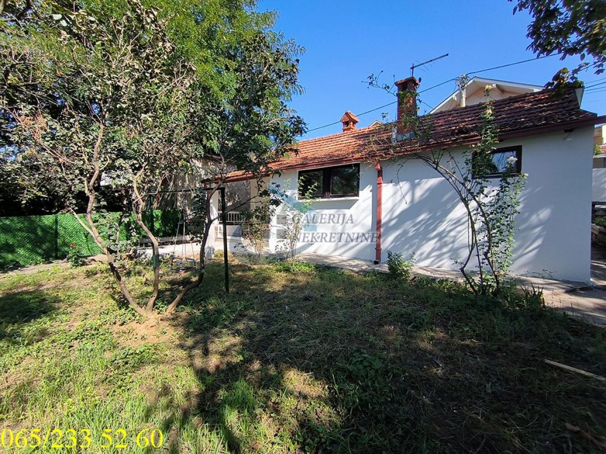 Kuća Prodaja Beograd Kuća Prodaja Beograd Mali Mokri Lug 59 m2