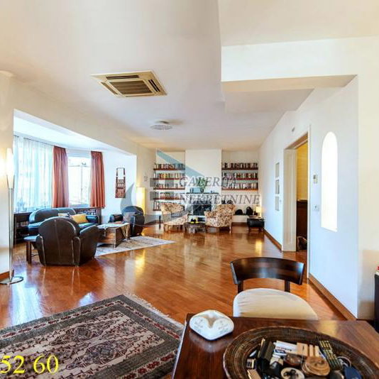 Stan Prodaja Beograd Fon 375 m2