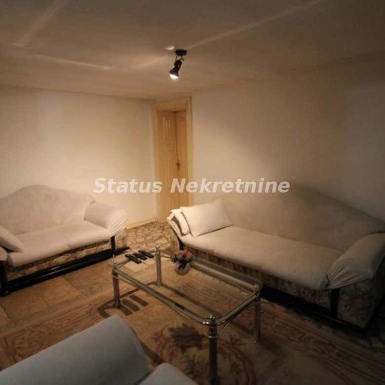 Kuća Prodaja Sremska Mitrovica  416 m2