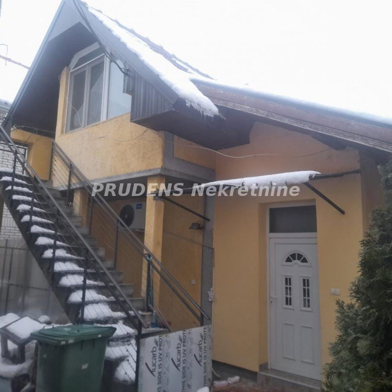 Kuća Prodaja Beograd  465 m2