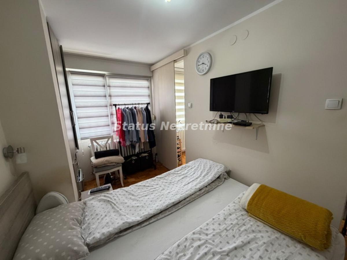 Stan Prodaja Novi Sad  76 m2