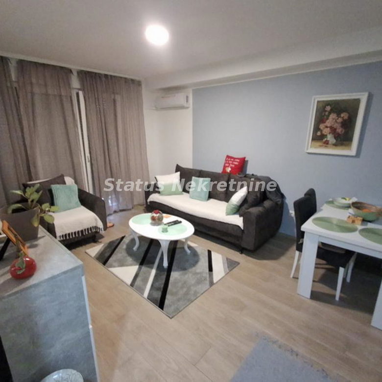 Stan Prodaja Novi Sad  35 m2
