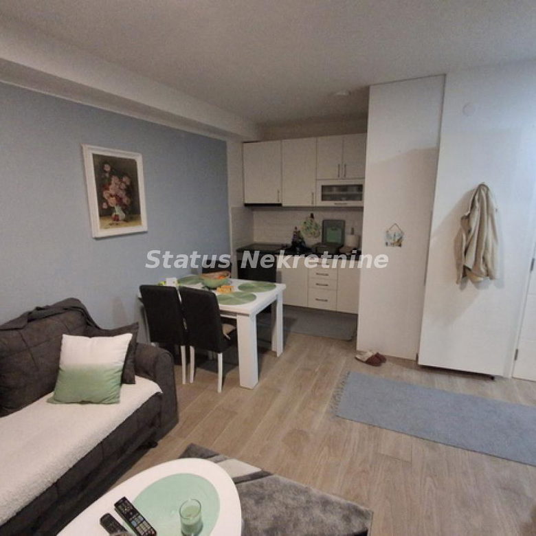 Stan Prodaja Novi Sad  35 m2
