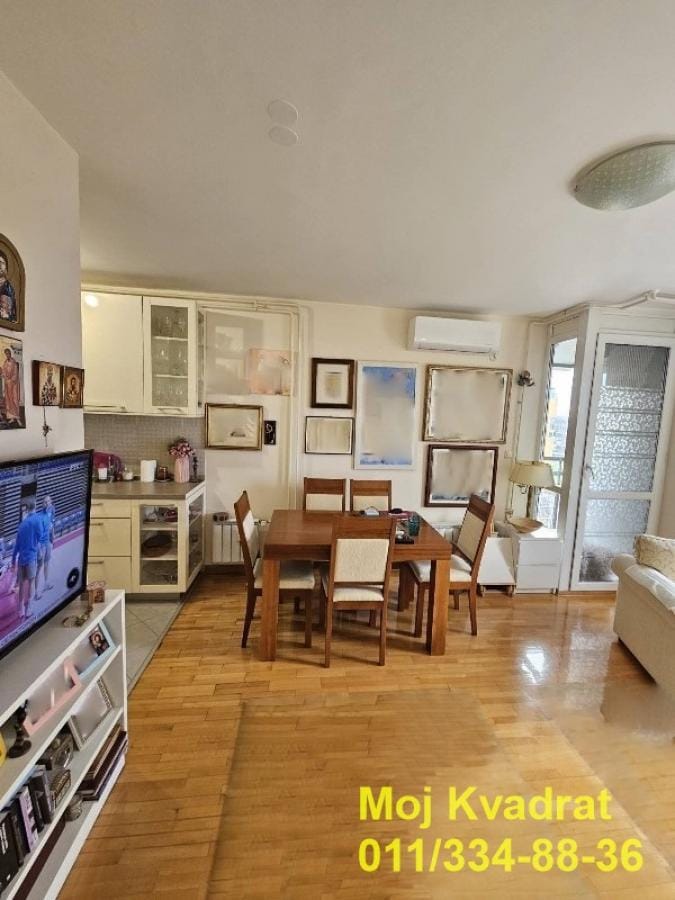 Stan Prodaja Beograd Blok 72 43 m2