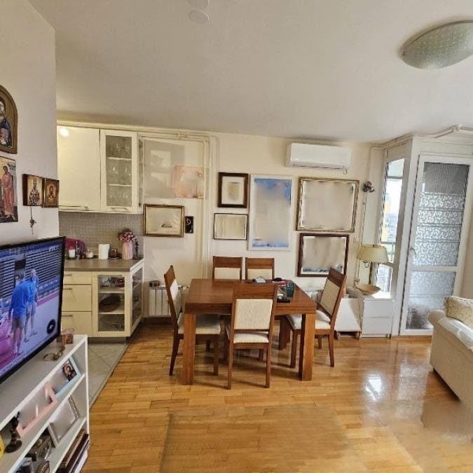 Stan Prodaja Beograd Blok 72 43 m2