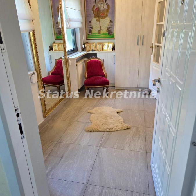 Stan Prodaja Novi Sad  116 m2