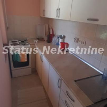 Stan Izdavanje Novi Sad  65 m2