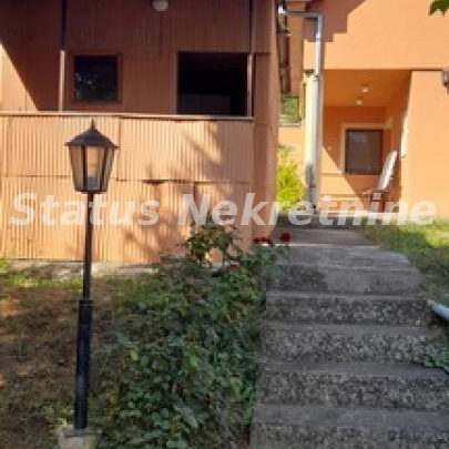 Stan Izdavanje Novi Sad  65 m2