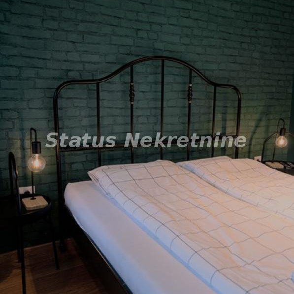 Stan Izdavanje Novi Sad  42 m2