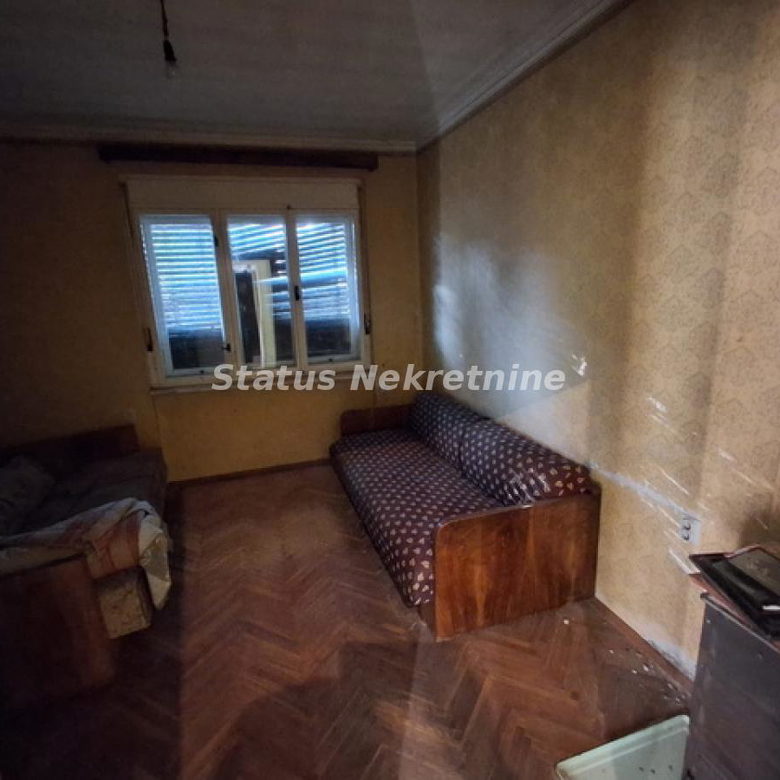 Kuća Prodaja Novi Sad  250 m2