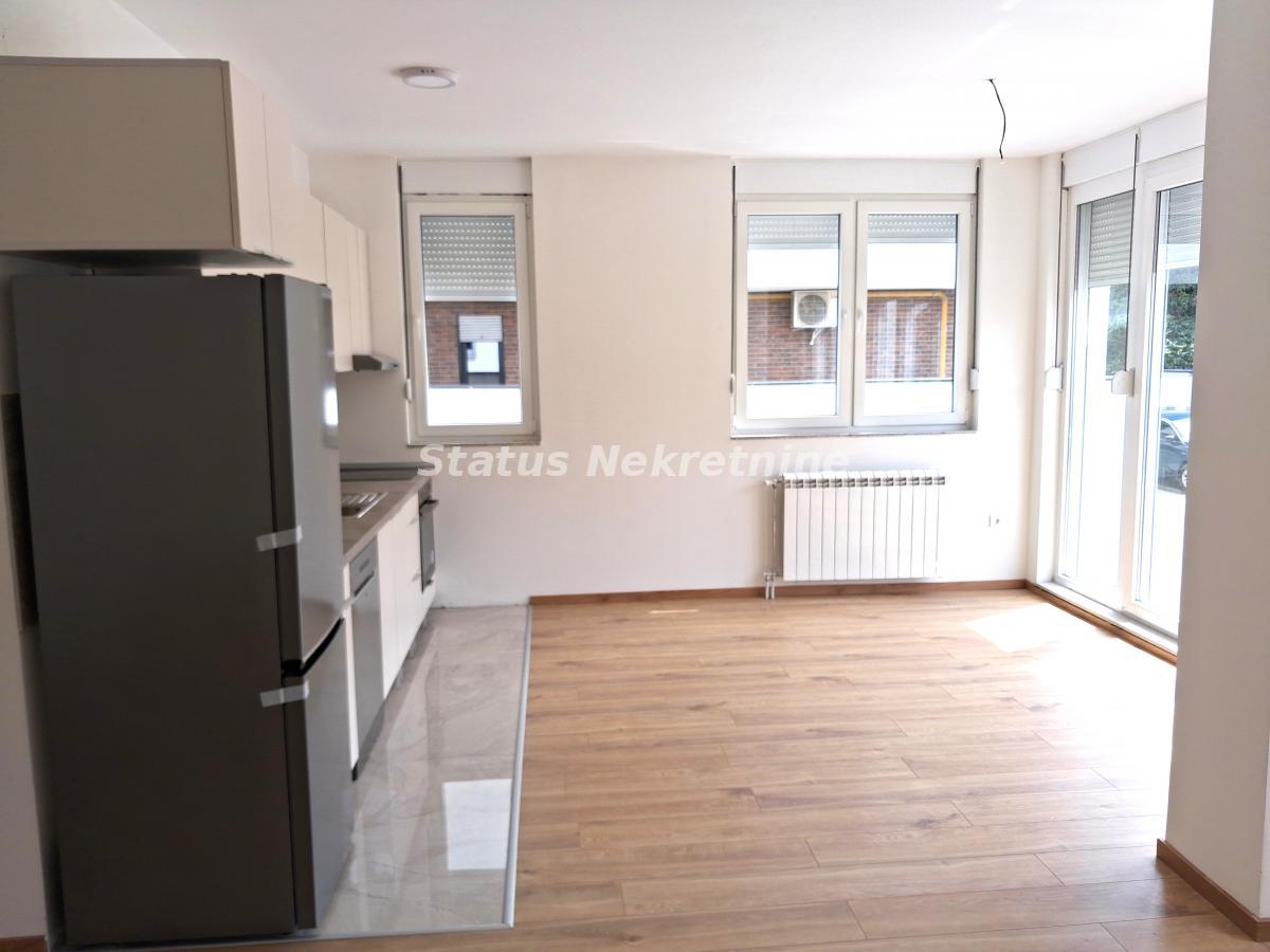 Stan Prodaja Novi Sad  129 m2