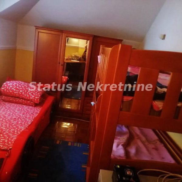 Kuća Prodaja Novi Sad  600 m2