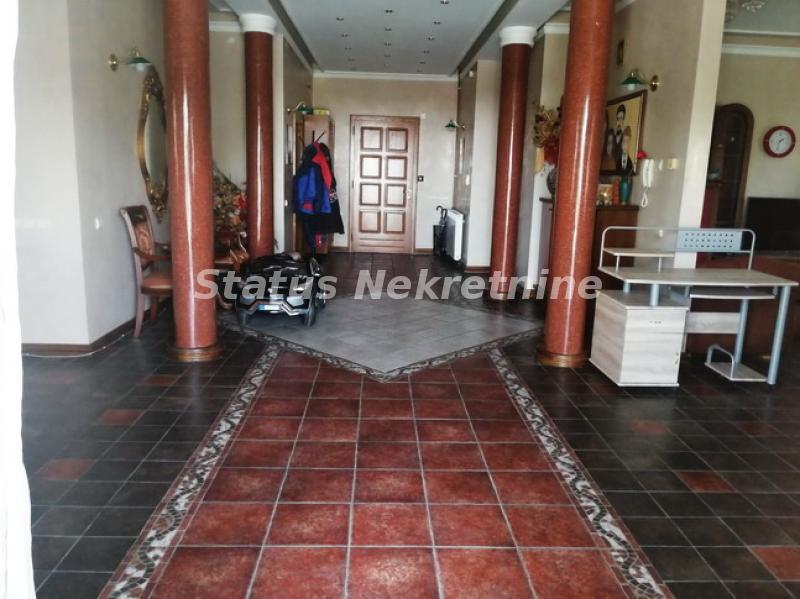 Kuća Prodaja Novi Sad Kuća Prodaja Novi Sad 600 m2
