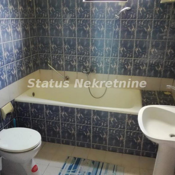 Kuća Prodaja Novi Sad  300 m2