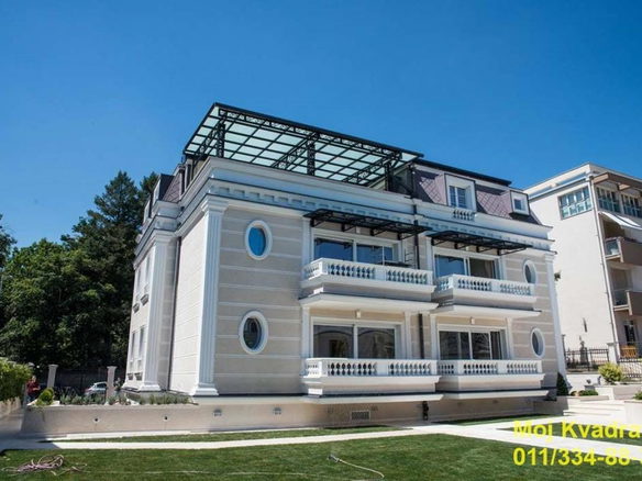 Kuća Izdavanje Beograd Dedinje 1400 m2