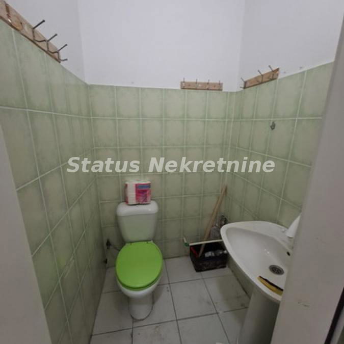 Lokal Izdavanje Novi Sad  28 m2