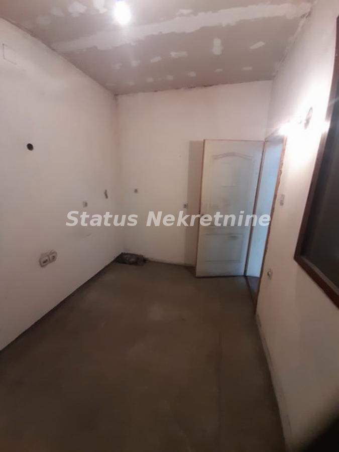 Lokal Izdavanje Novi Sad Lokal Izdavanje Novi Sad 140 m2