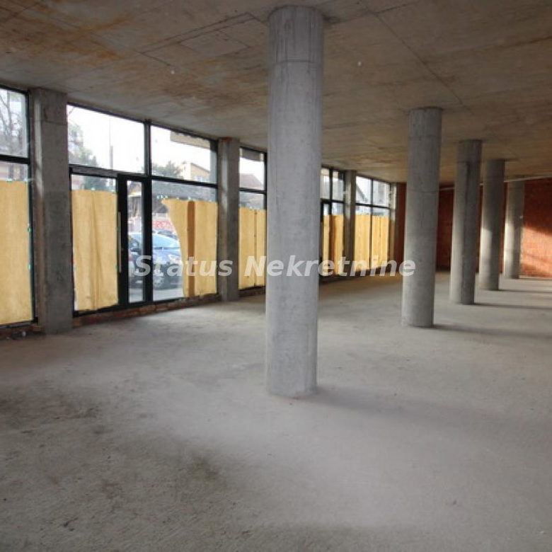 Lokal Prodaja Novi Sad  320 m2