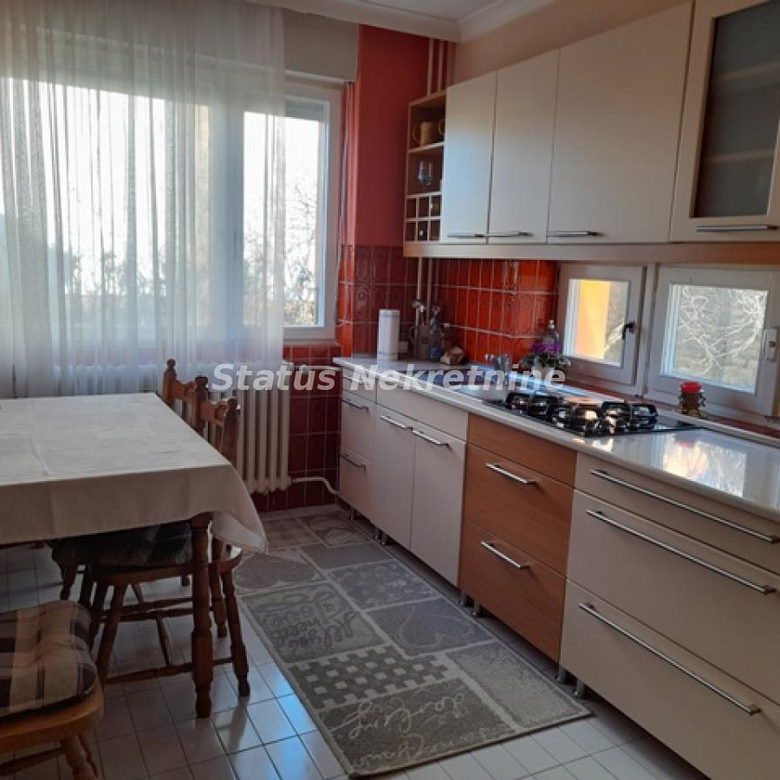 Kuća Prodaja Novi Sad  360 m2