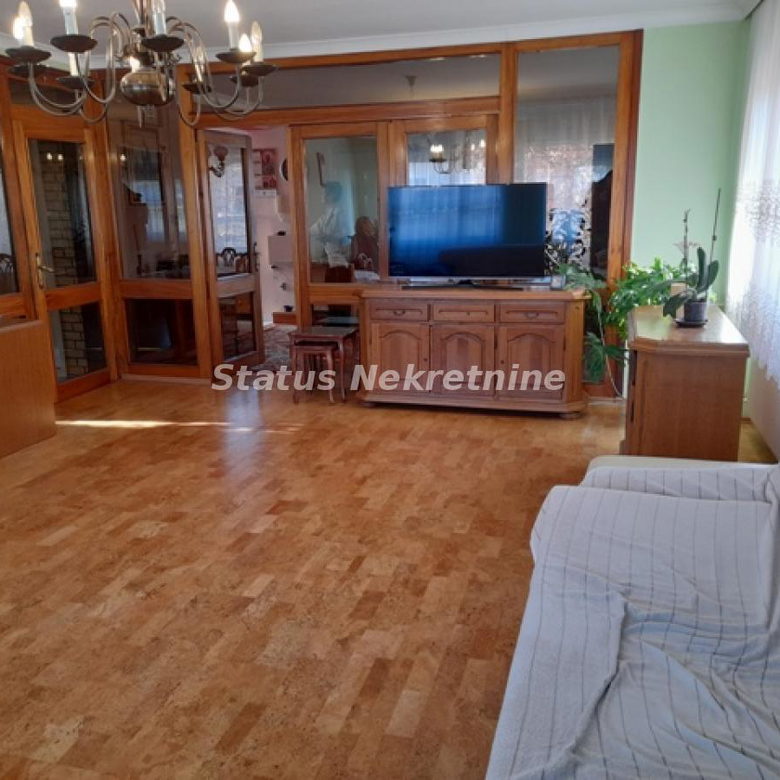 Kuća Prodaja Novi Sad  360 m2