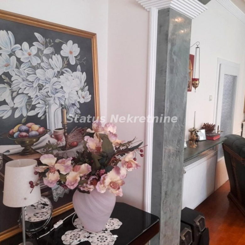 Kuća Prodaja Temerin  274 m2