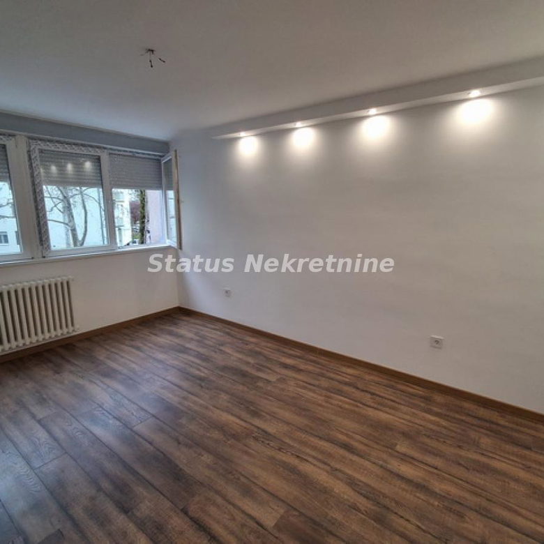 Stan Prodaja Novi Sad  58 m2