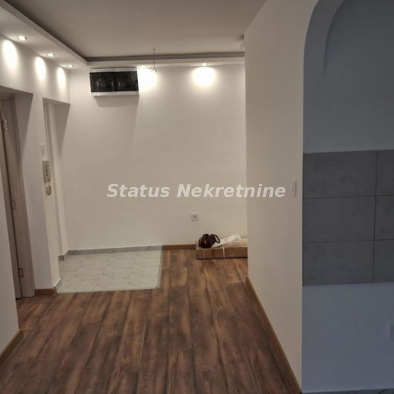 Stan Prodaja Novi Sad  58 m2