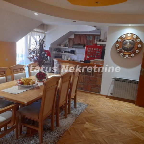 Kuća Prodaja Novi Sad  400 m2
