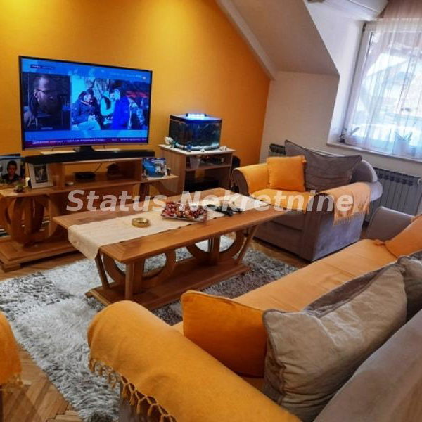 Kuća Prodaja Novi Sad  400 m2