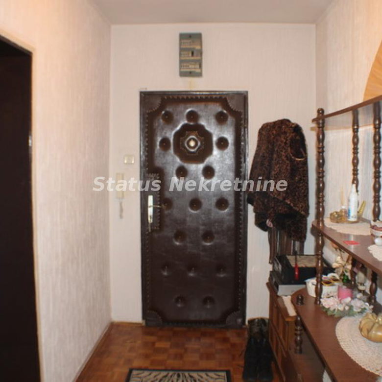 Stan Prodaja Novi Sad  64 m2