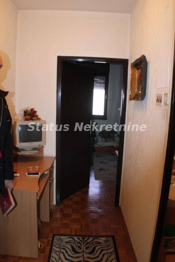 Stan Prodaja Novi Sad  64 m2