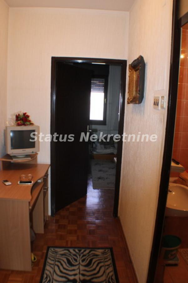 Stan Prodaja Novi Sad  64 m2