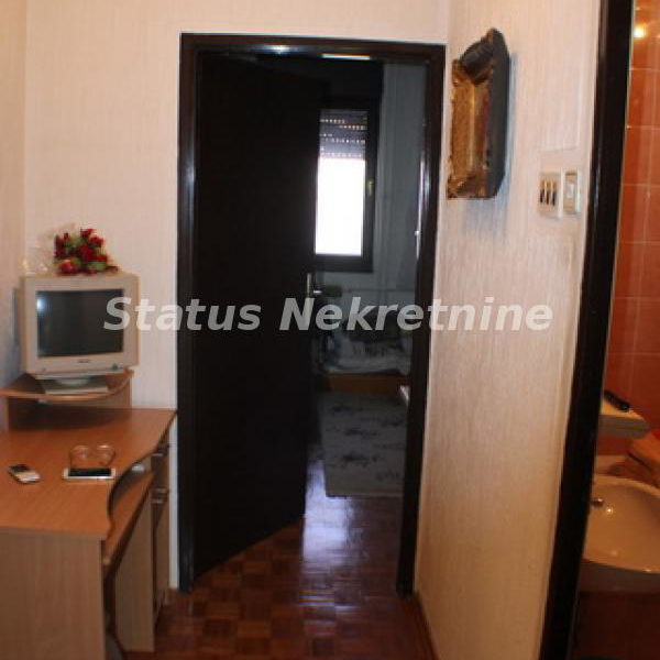 Stan Prodaja Novi Sad  64 m2