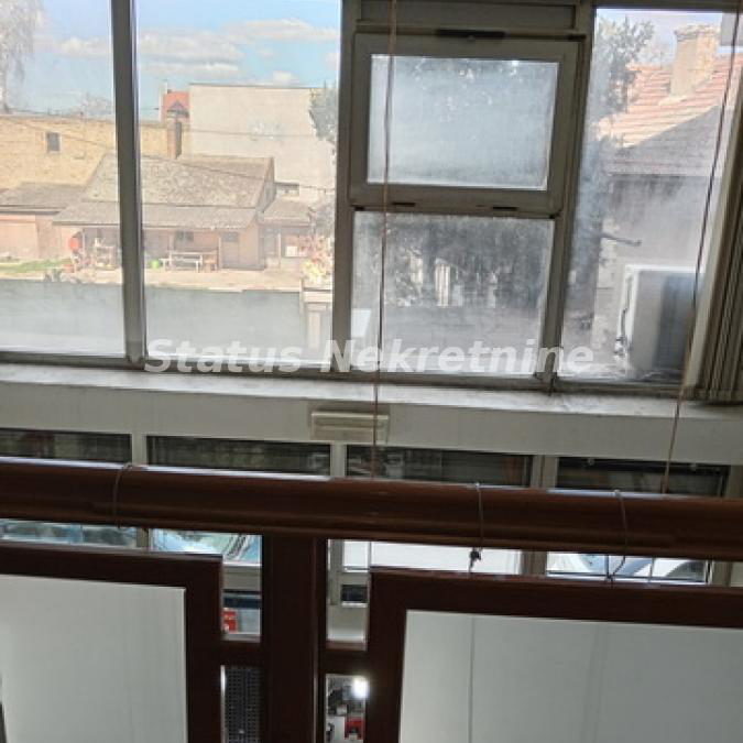 Lokal Izdavanje Novi Sad  76 m2