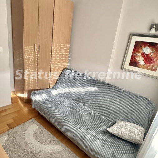 Stan Izdavanje Novi Sad  126 m2
